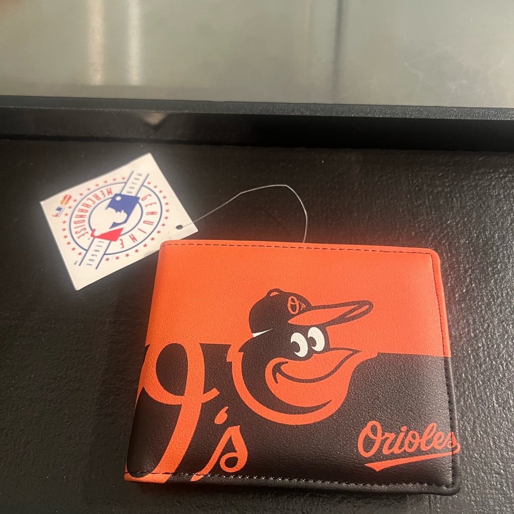 New with Tags Major League Orioles Bi-Fold Vinyl Wallet